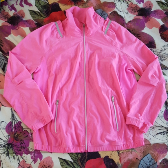 Lululemon Nada Jacket - Picture 3 of 8